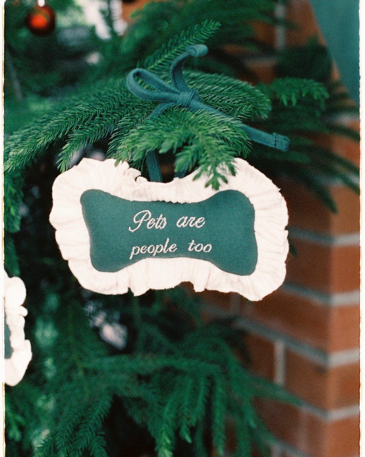 The Pawliday Ornament