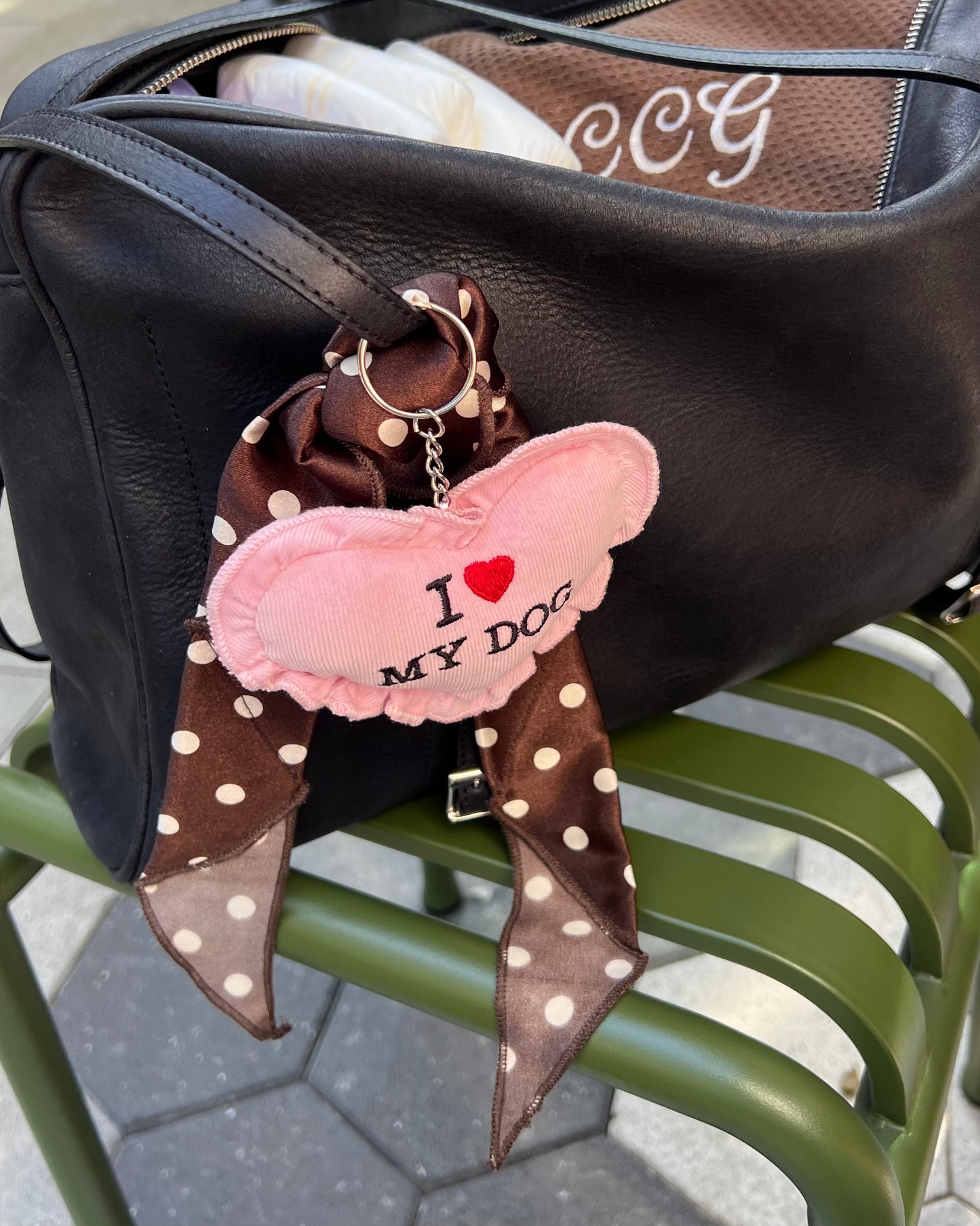 Furever Frens Keychain- Pink